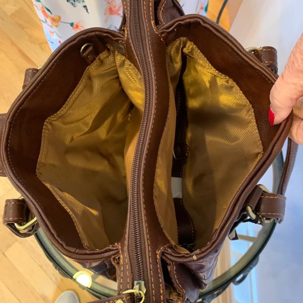 NWT Madi Claire Brown Leather Satchel Handbag - Picture 4 of 5